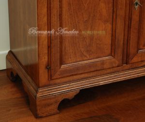 Credenza classica in legno massello di noce 4 ante da 180 cm